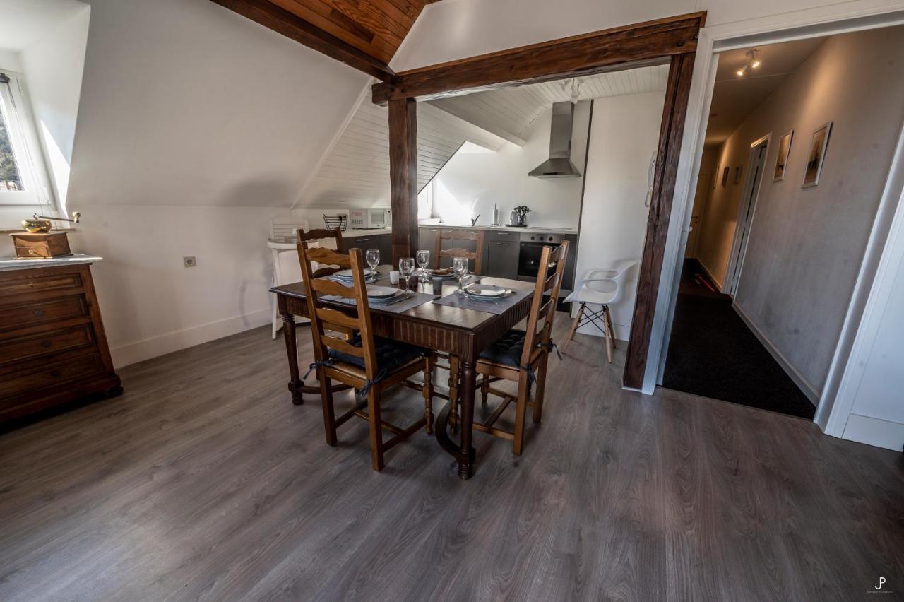 Les 3 Chapeaux Dinant 6P Les Canotiers 4P Avec Terrasse Le Melon 2P Sans Terrasse Kültér fotó